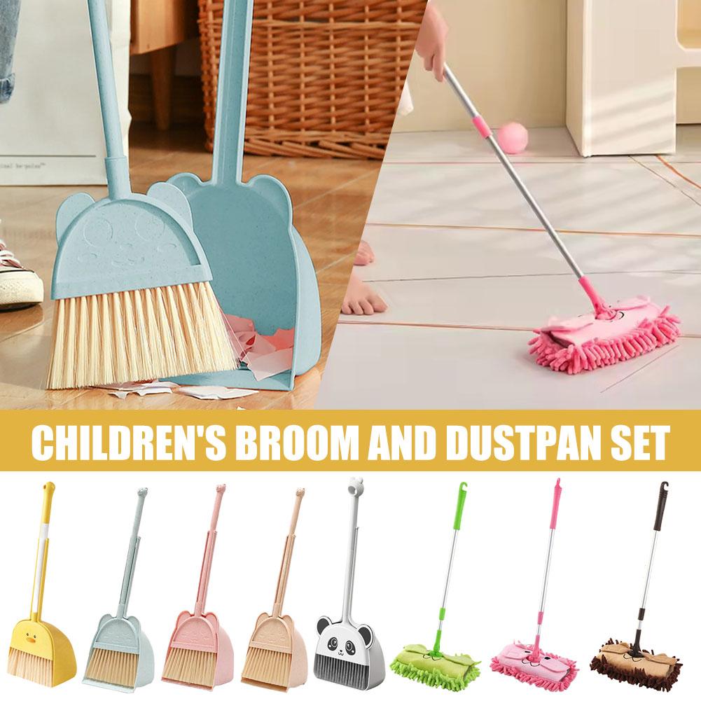 Kids Outdoor Broom - مجموعة مكنسة وجاروف صغيرة للأطفال بشعيرات