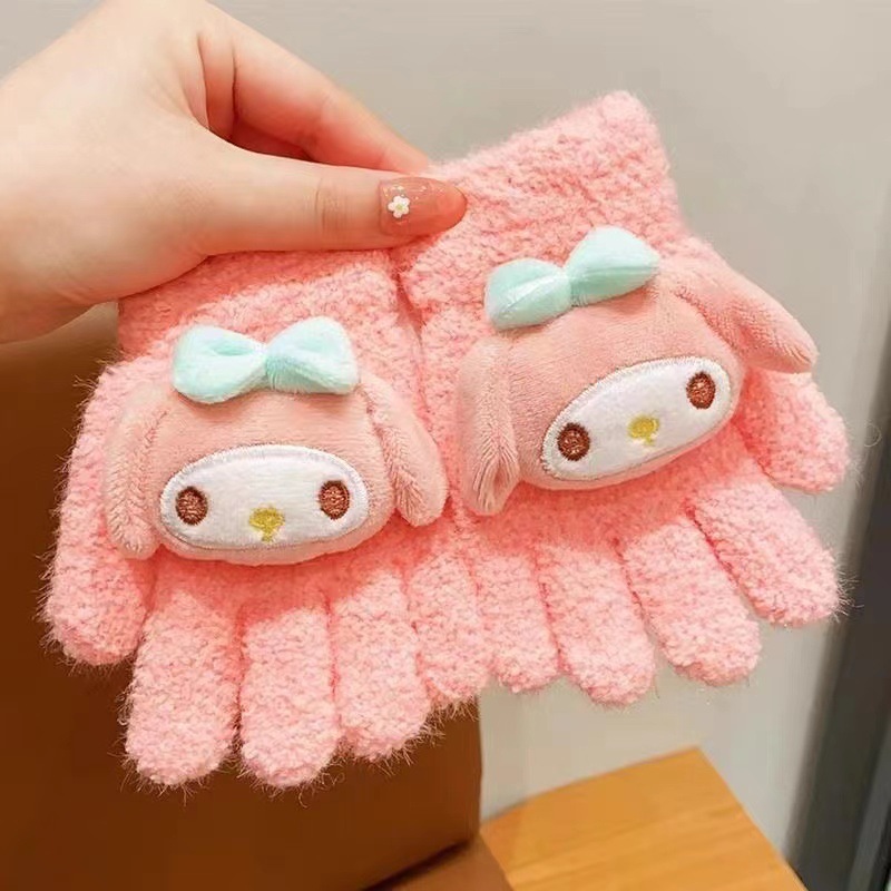 قفازات هيلو كيتي وكورومي وسينا - مراجعة Kids Outdoor Gloves وسعره