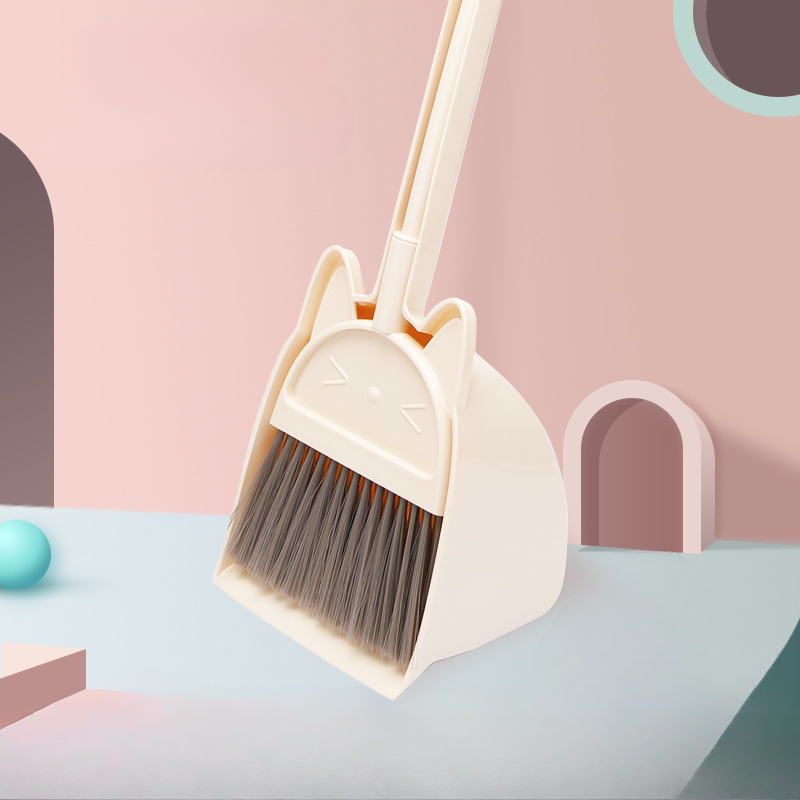 مكنسة الأطفال الصغيرة ومجرفة ا - مراجعة Kids Outdoor Broom وسعره