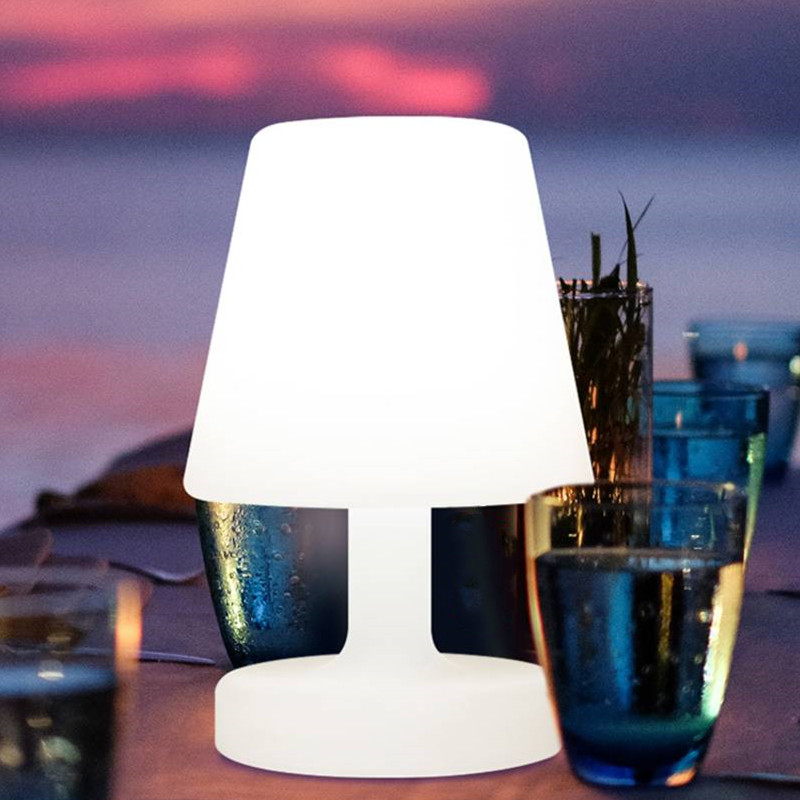 مصباح طاولة LED مع جهاز التحكم - مراجعة Kids Outdoor Table وسعره