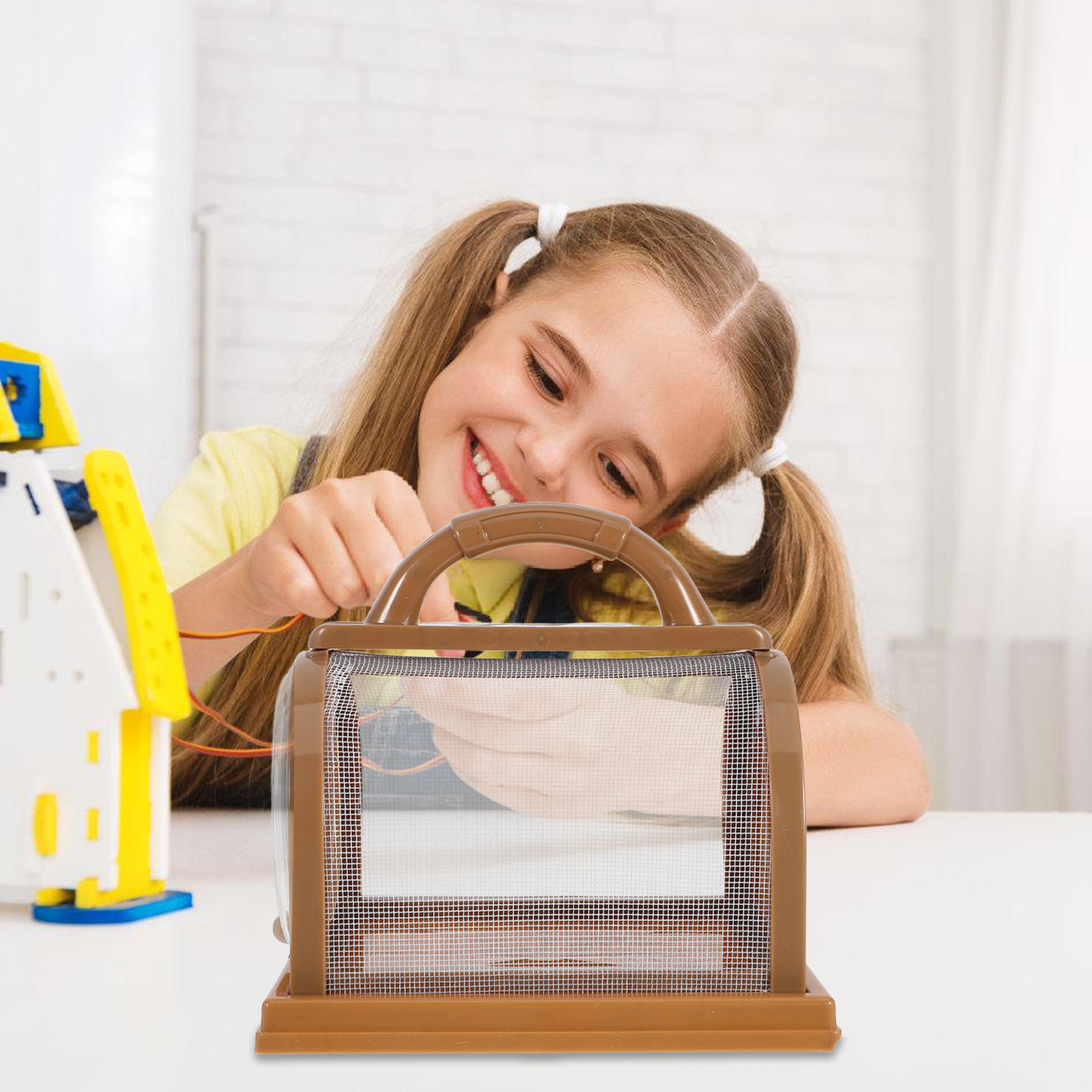 مجموعة أدوات لصيد الحشرات للأط - مراجعة Kids Outdoor Explorer Set وسعره