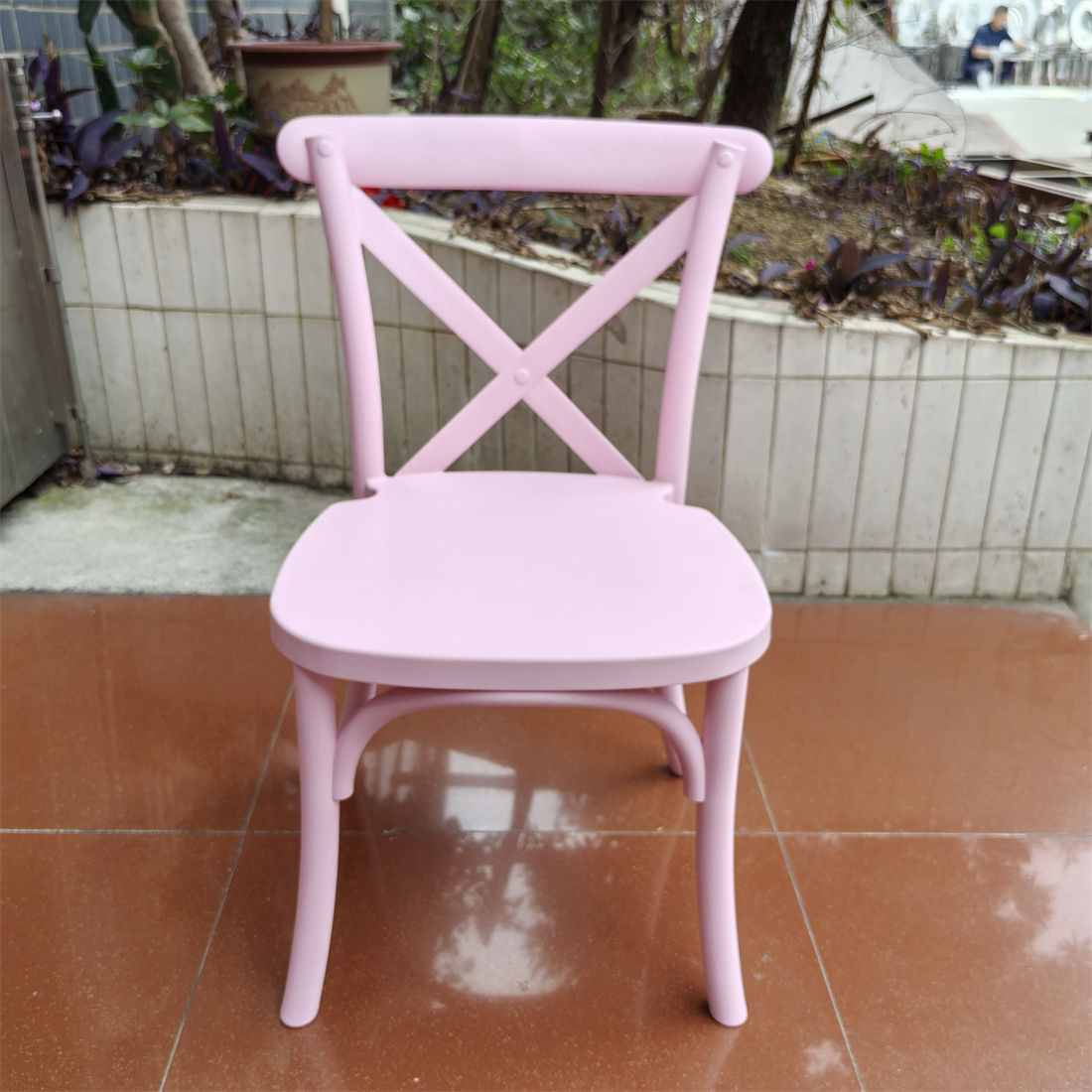 مجموعة تناول الطعام الحديثة ال - مراجعة Kids Outdoor Dining Set وسعره